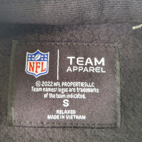 Las Vegas Raiders NFL Team Apparel Mens‎ Small Football Helmet Sweatshirt - Picture 6 of 8